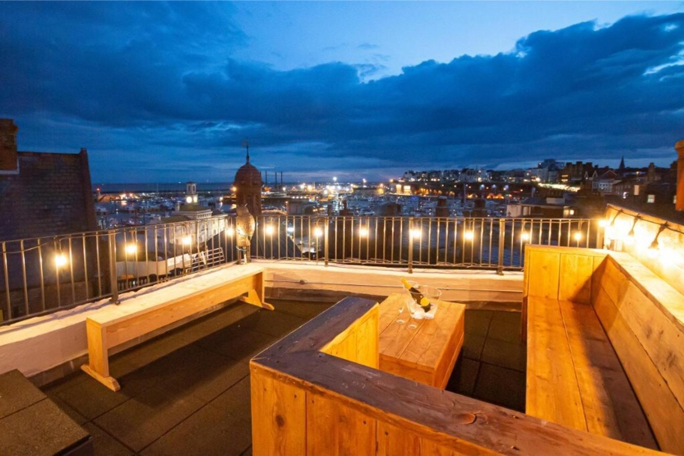 ラムズゲート Harbourside Roof Terrace & Sea Views By Adlivヴィラ エクステリア 写真